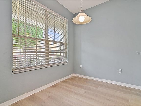 5th image of 4885 Battaglia Blvd