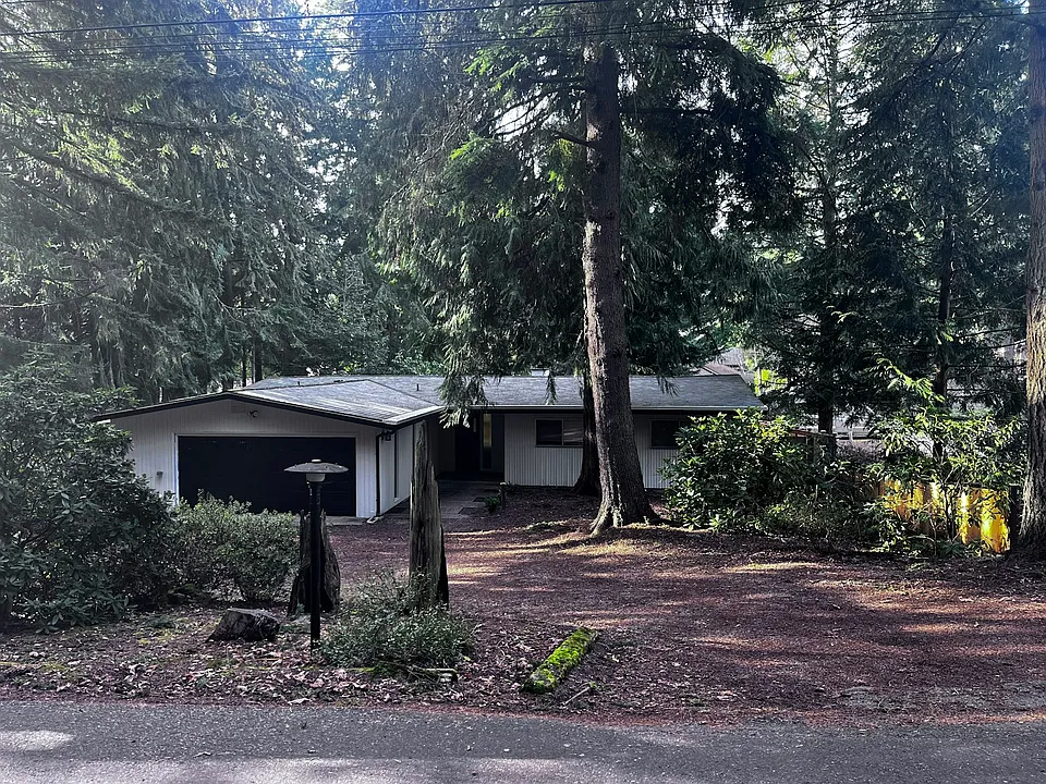 4523 110th Ave NE