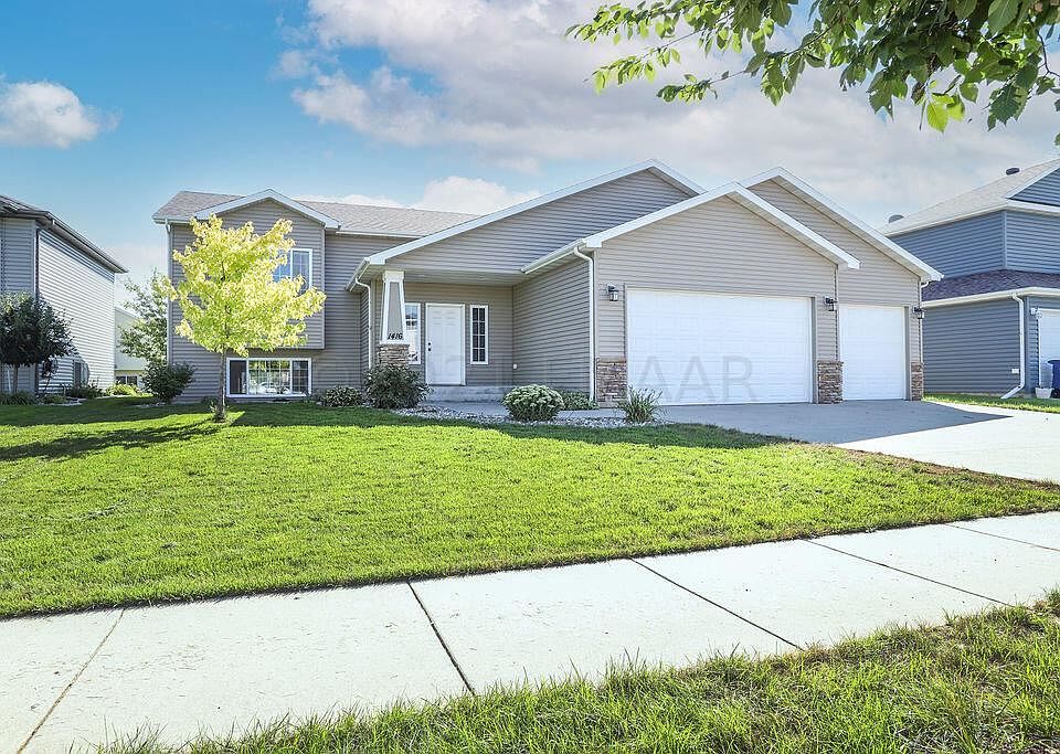 1st image of 1416 35th Street Cir S