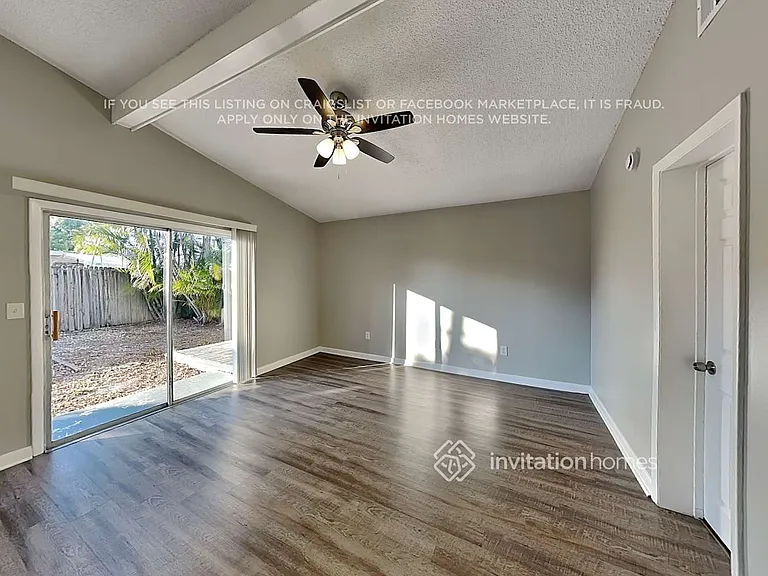 11678 104th St — Photo 10