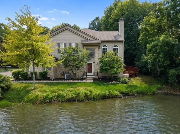 41832 Glade Rd #45, Canton, MI 48187