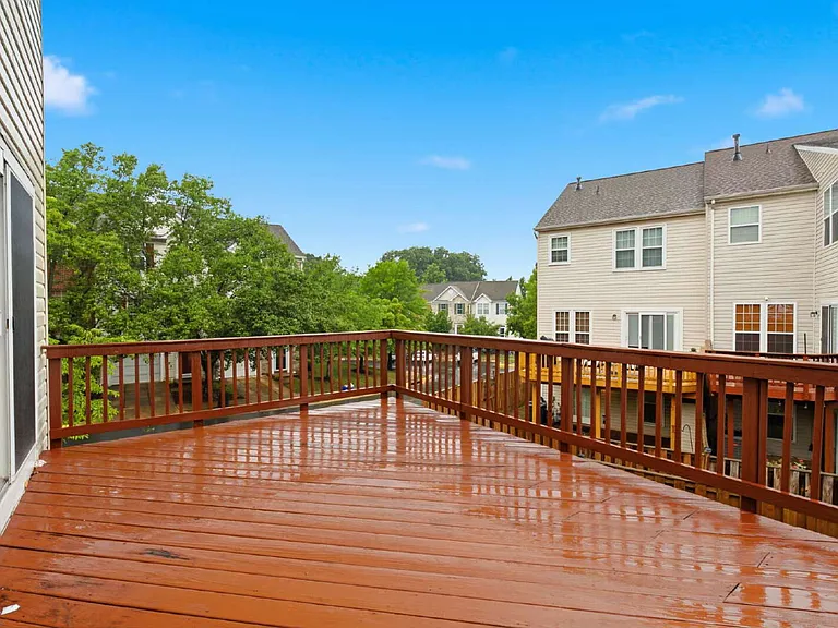 45570 Trestle Ter — Photo 13