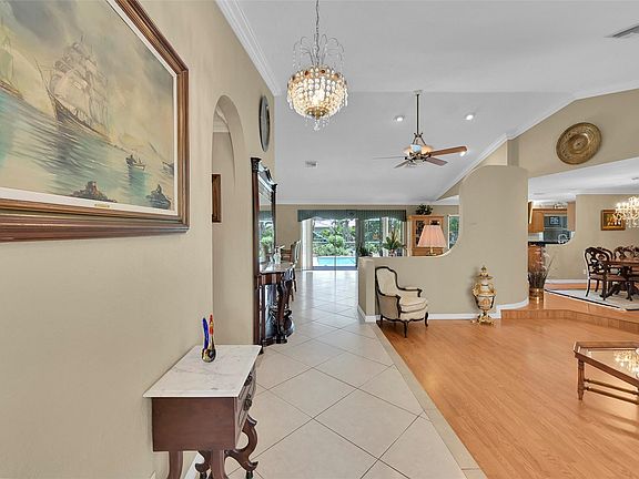 5th image of 10764 NW 9th Manor