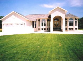 33010 Webber Rd, Avon Lake, OH 44012