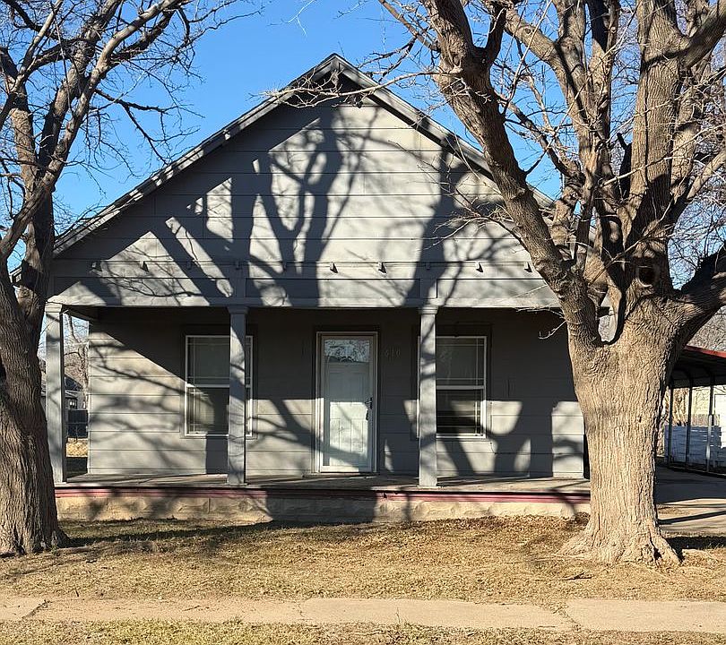 1st image of 610 W 12th Ave