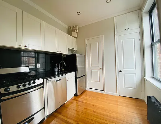 Rented by HH Property Management Services LLC | media 15