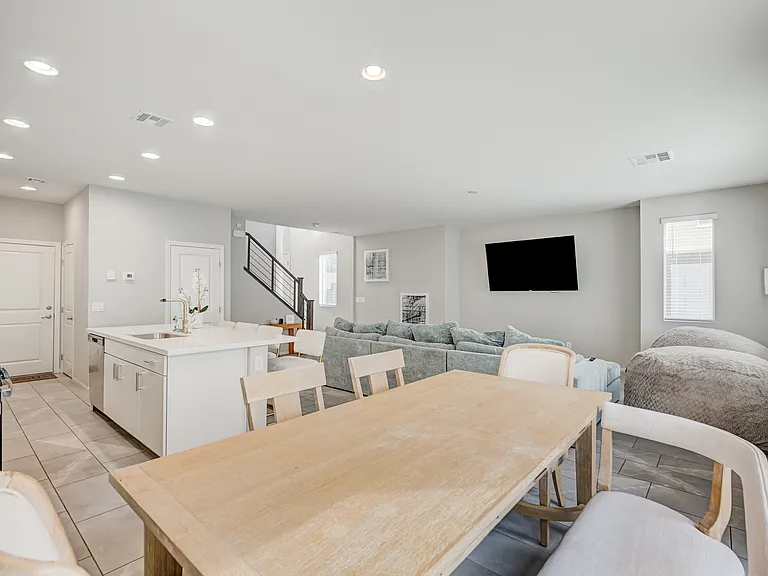 5549 Bonita Park Ct — Photo 9
