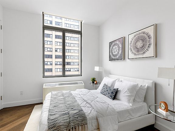 5th image of 556 3rd Ave #2PHA