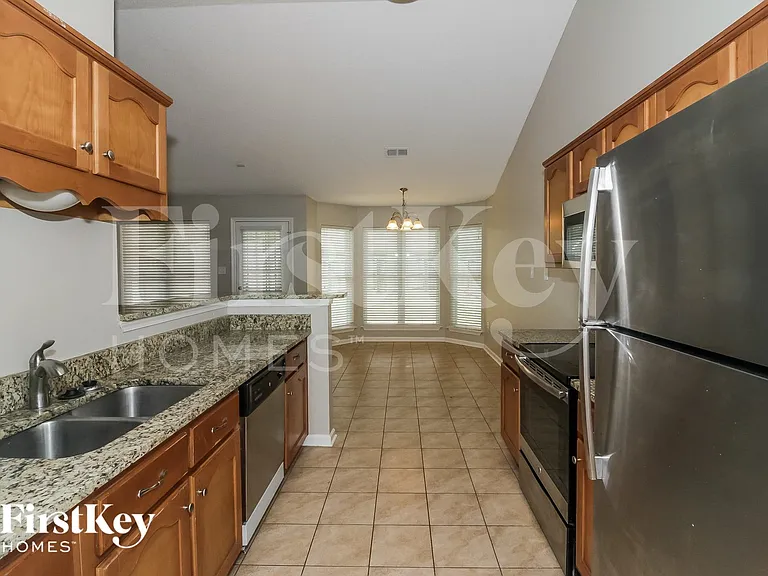 1836 Roy Dr — Photo 5