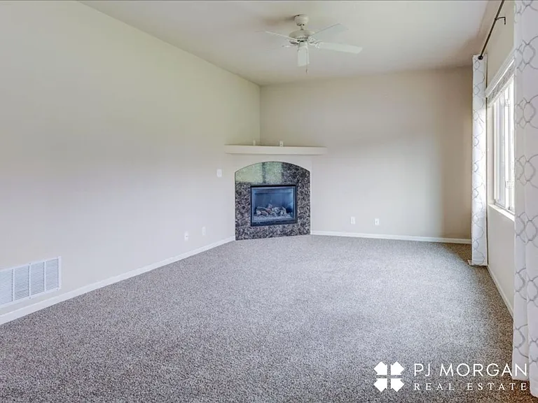 18726 Birchwood Ave — Photo 7