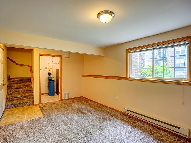 1813 Carns Dr — Photo 27