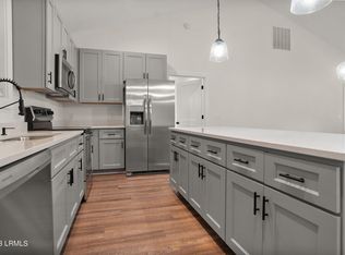 26 Avalon Dr, Beaufort, SC 29907