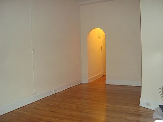 Rented by KVNY Soho | media 27