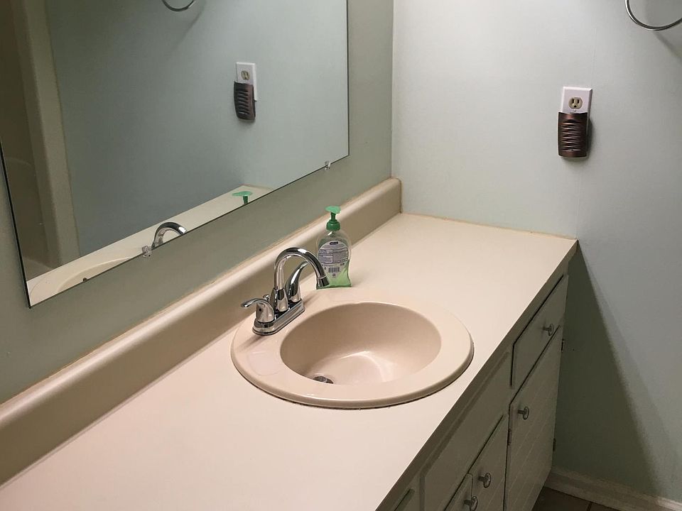 121 Rollingwood Dr, Dunn, NC 28334 Zillow