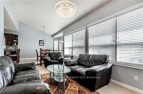 3 bed, $2,400 — Photo 4