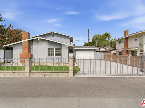 4242 Lavinia Ave, Lynwood, CA 90262