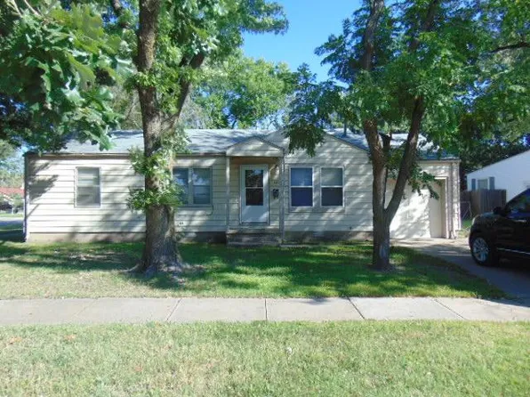 789 S Eastridge Dr, Wichita, KS 67207