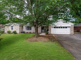 6038 Allisonville Rd, Indianapolis, IN 46220