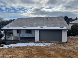 22367 N Malapai Ridge Rd, Paulden, AZ 86334