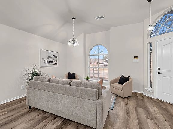 3rd image of 8667 Trace Ridge Pkwy