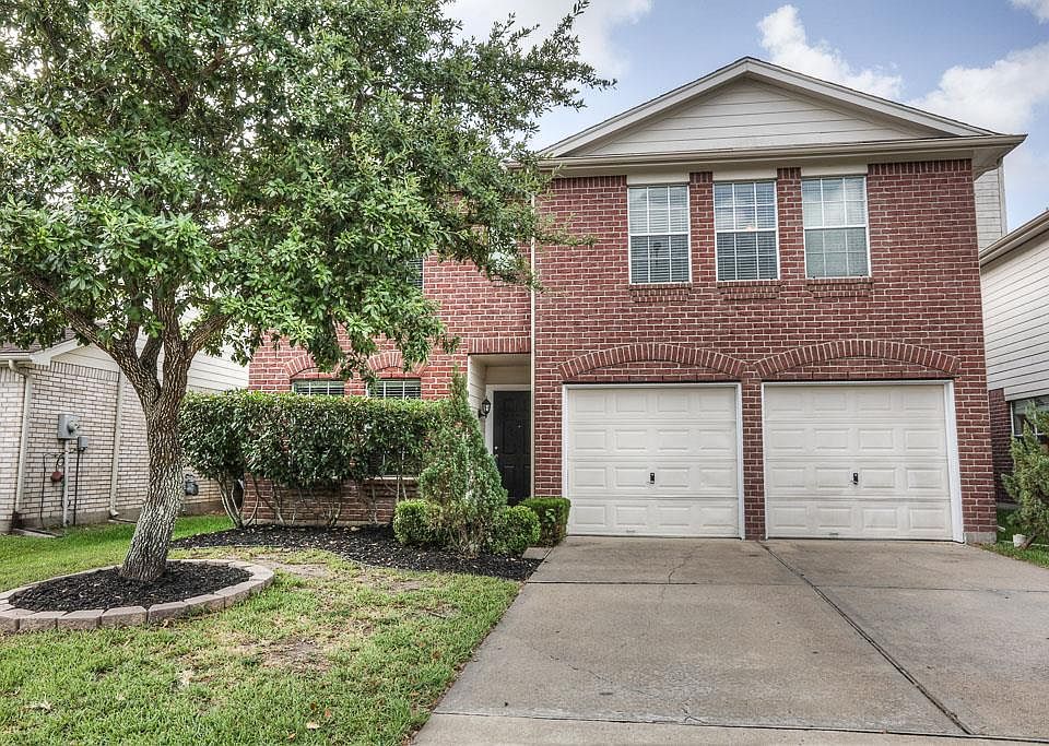 1st image of 21327 Somerset Park Ln