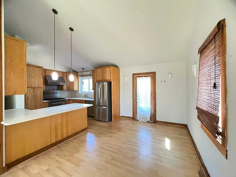 1600 Treboy Ave — Photo 7