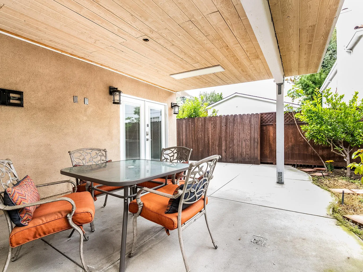 1 bed, 615 sqft, $2,500 — Photo 1