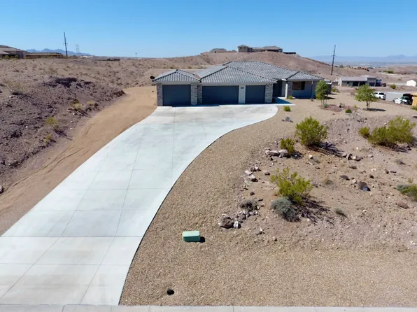 2950 Chaco Canyon Dr, Bullhead City, AZ 86429