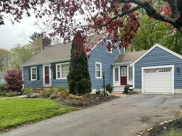 50 Stanley St, North Attleboro, MA 02763