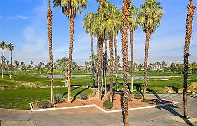 43885 Arancia Way — Photo 14