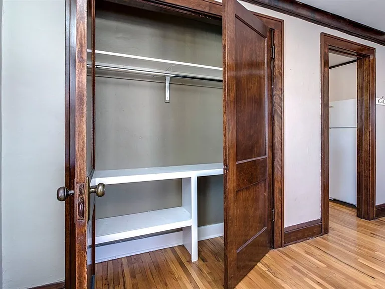 1091 Goodrich Ave — Photo 25