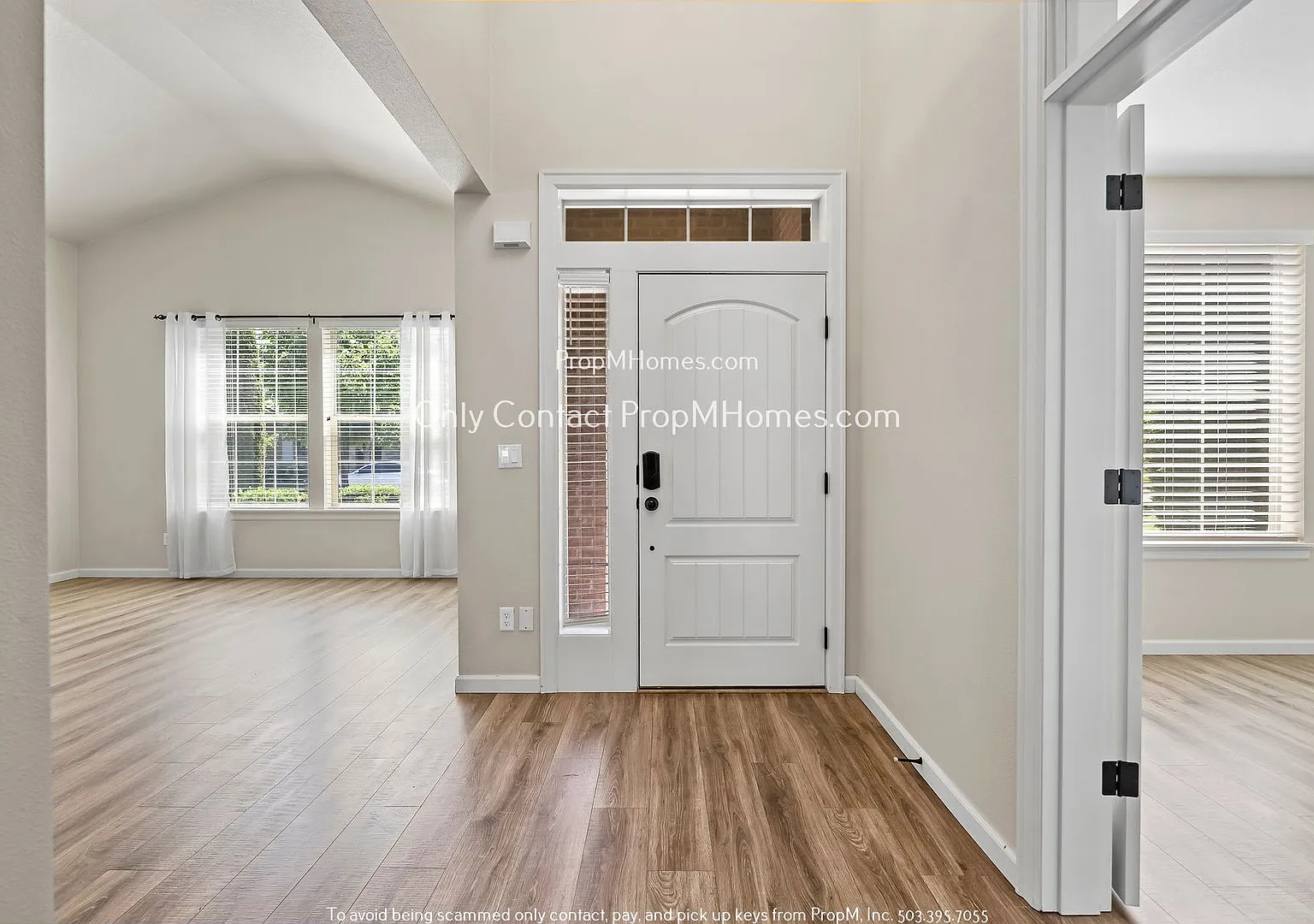Beautiful Villebois Home - 3 Bedrooms + Bonus Room! — Photo 2