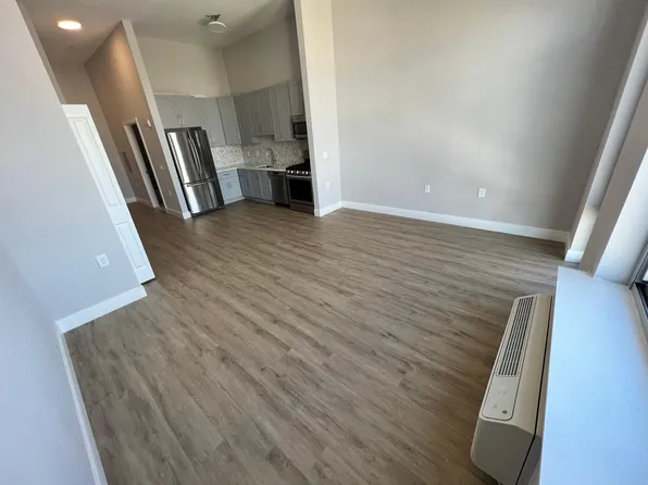 134 Baldwin Avenue image 22 of 28