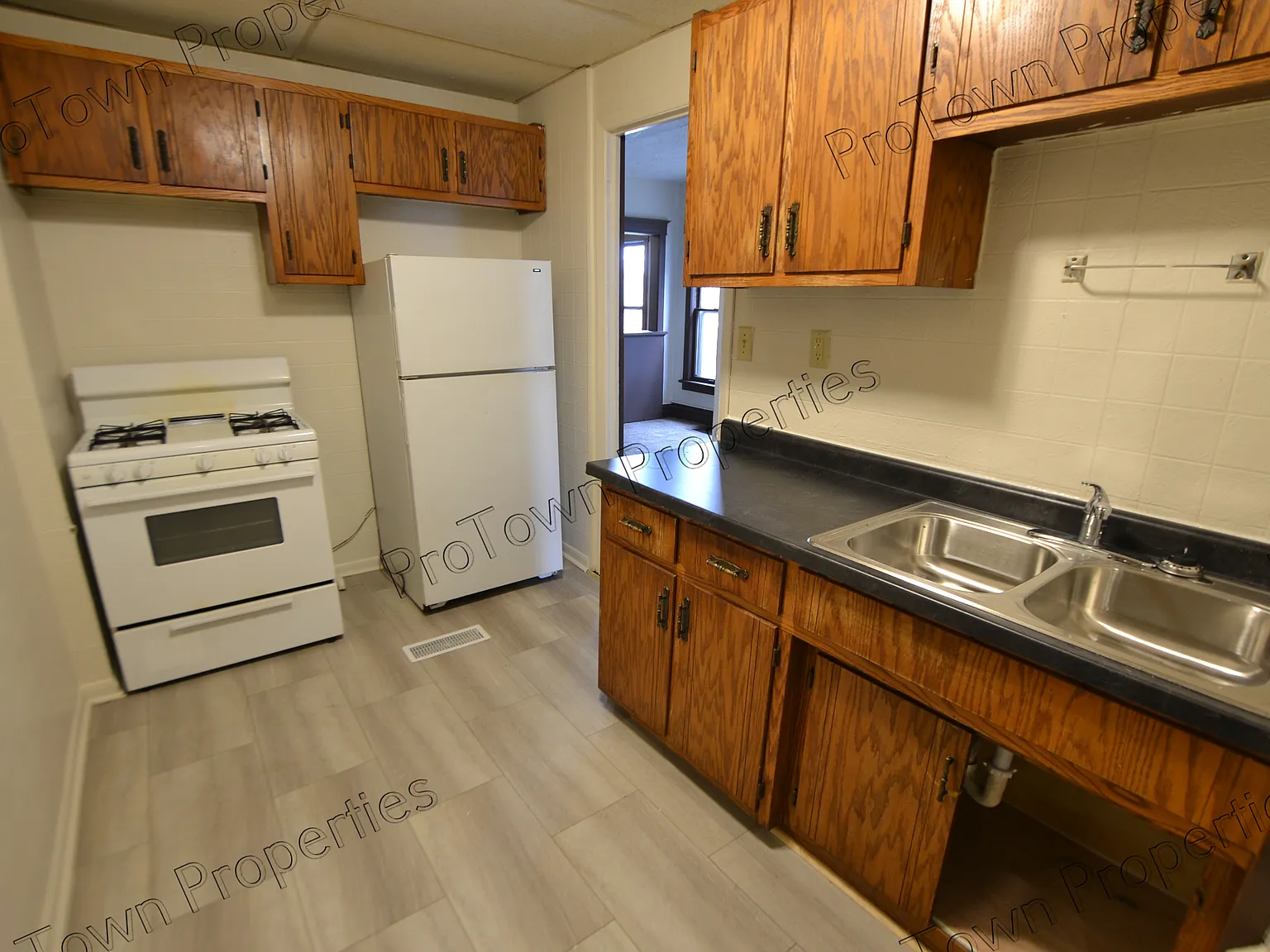 2 bed, 1.0 bath, 864 sqft, $1,095 — Photo 4