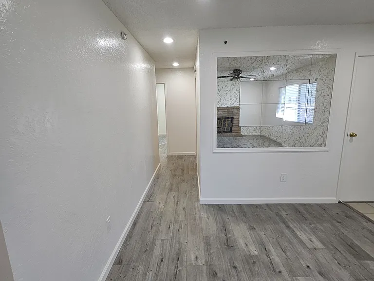 924 San Miguel Pl — Photo 13