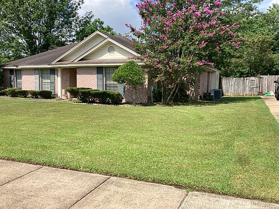 2nd image of 2356 Cedarwood Ln