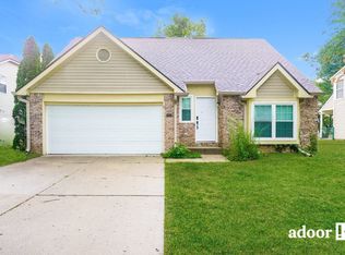 10165 Park Stream Dr, Indianapolis, IN