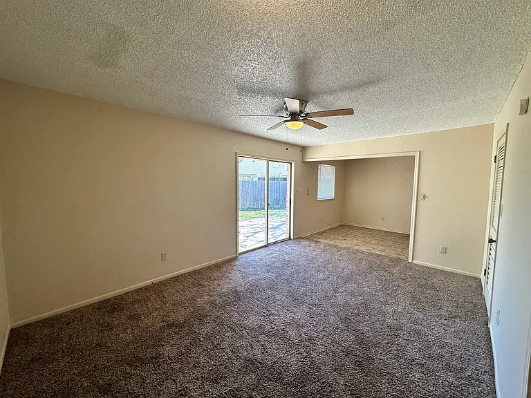 419 Sunrise St — Photo 14