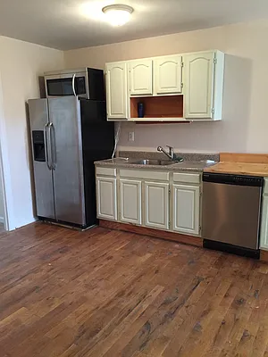 Rented by GreenBush Realty | media 20