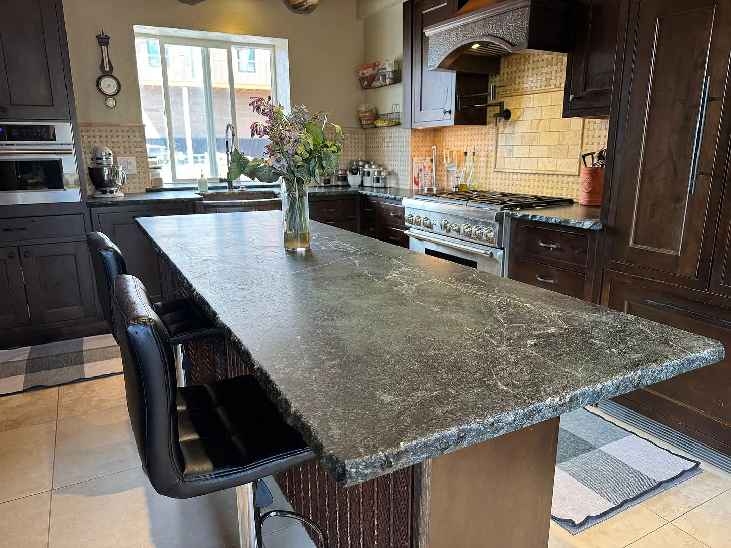 CB South Single Family Home for rent! — Photo 3
