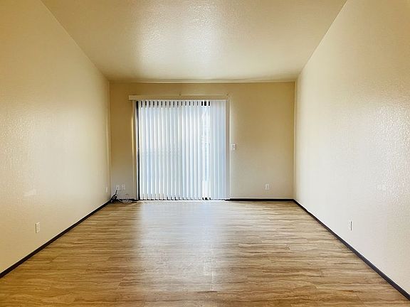 2nd image of 5502 Moorhouse Ct