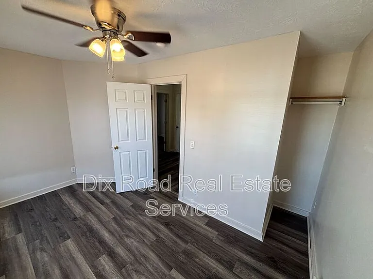 829 Maple Ave #3 — Photo 15