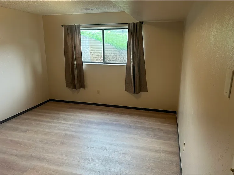 119 Greenwood Dr #1/2 — Photo 18