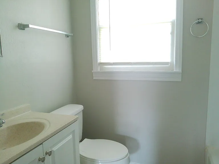 3510 Austin St — Photo 8