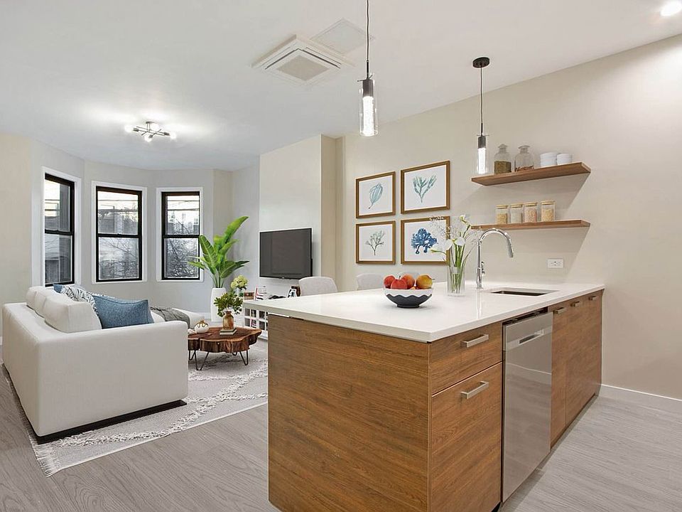 1st image of 63 Hausman St Floor 3