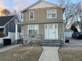 2581 Natta Blvd, Bellmore, NY 11710