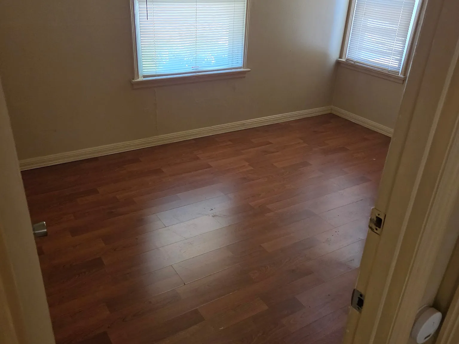 2 bed, 998 sqft, $1,350 — Photo 4