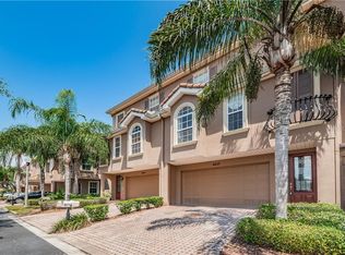 4627 Overlook Dr NE, Saint Petersburg, FL 33703