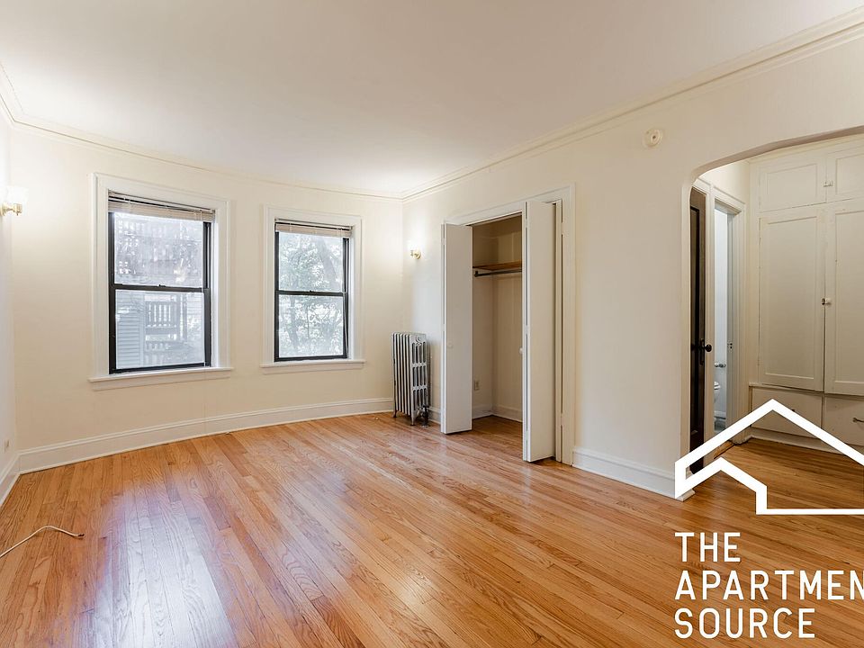 1st image of 4885 N Paulina St #2D