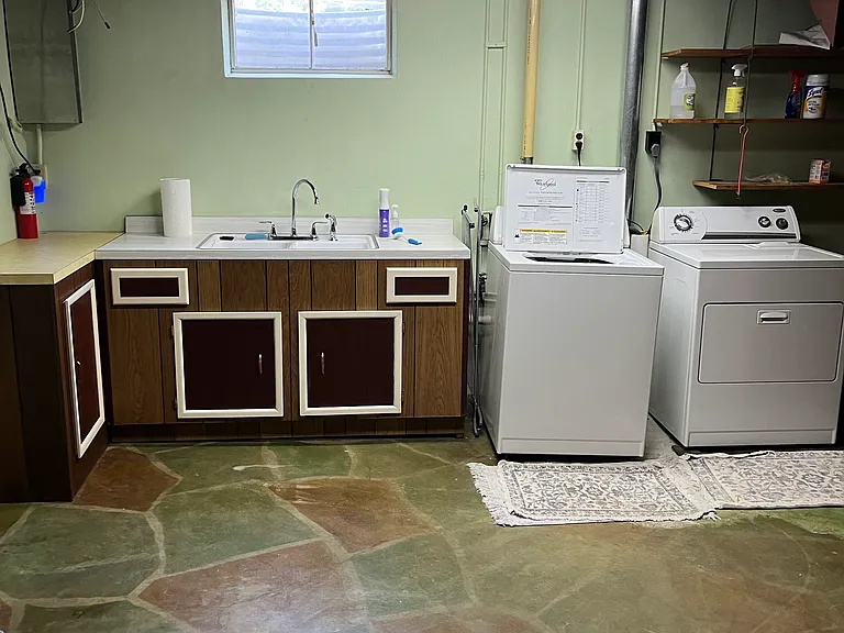1030 Nana Ln — Photo 11
